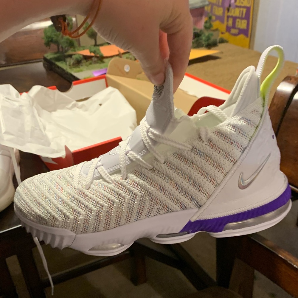 lebron 16 buzz light year